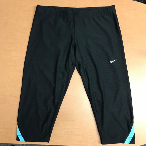 Nike Pants - Nike Dri-Fit Workout Capris Women's Sz L